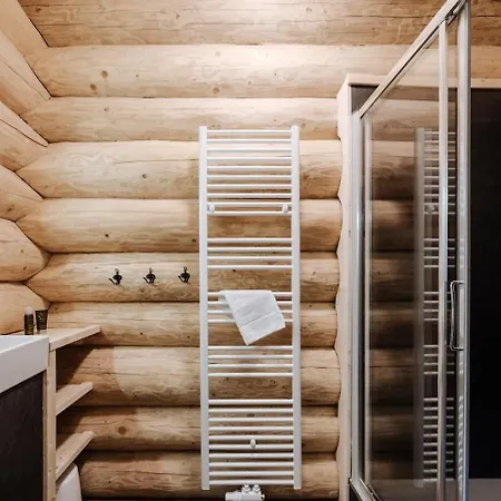 Luxury Near Slopes 아파트 *
